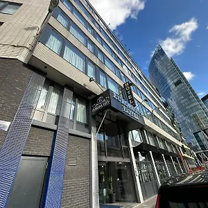 Отель Europacity, Saint-Josse-ten-Noode